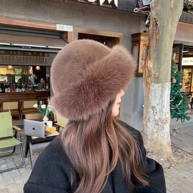 Eryll – Elegant Faux Fur Hat