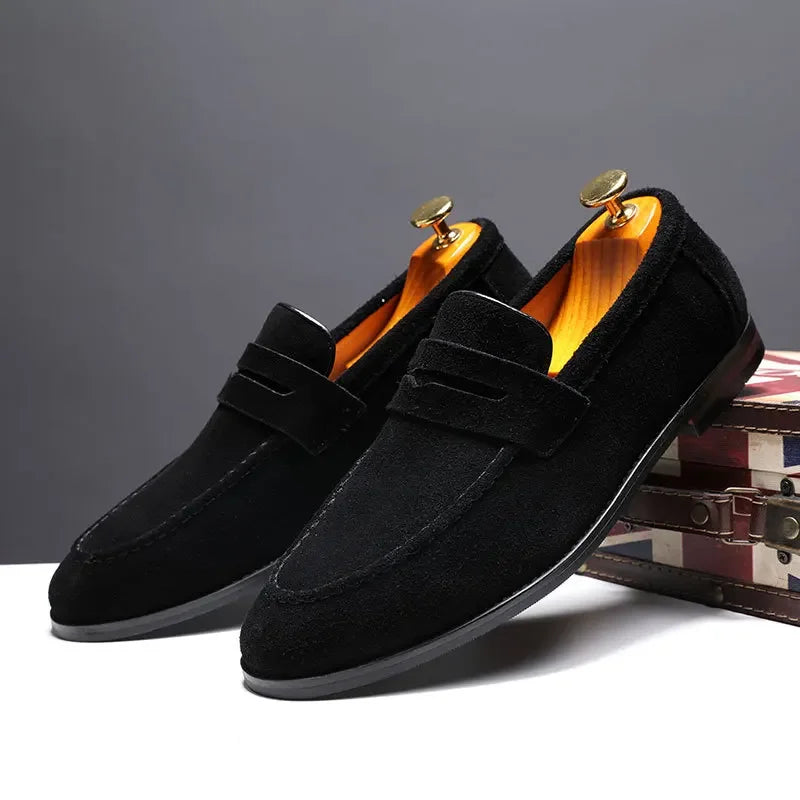 Classico Suede Loafers - Valourás