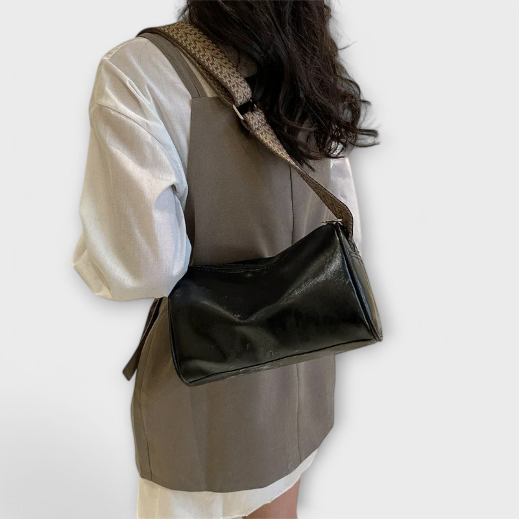 Valeria Vintage Crossbody Bag